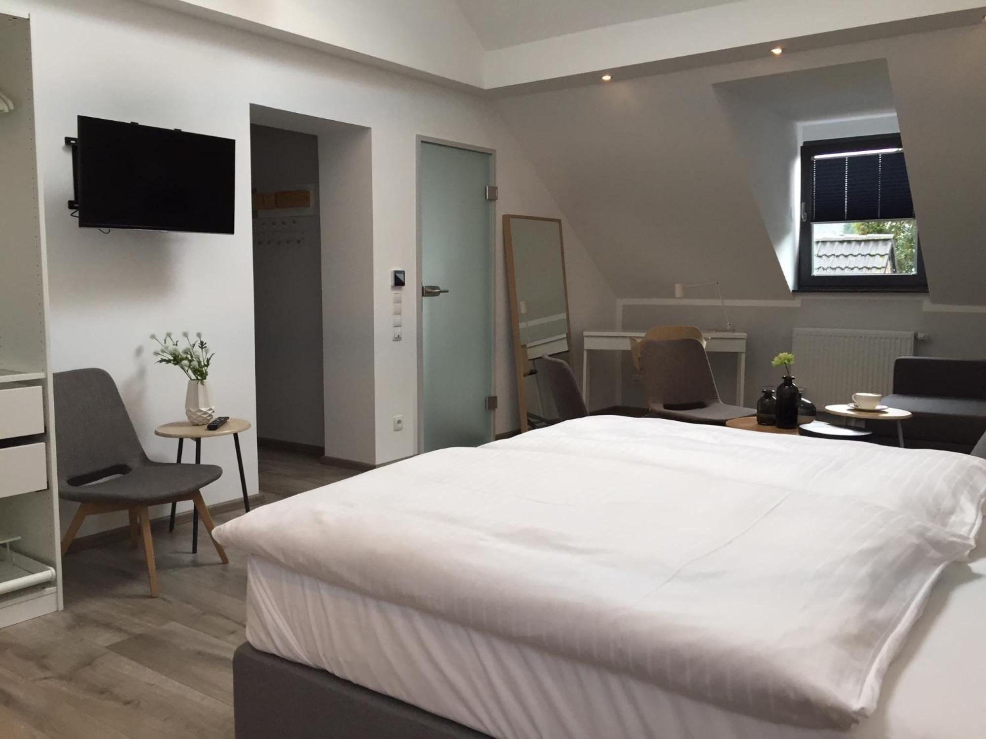 Boutique-Hotel "Stilvoll" Andernach Room photo
