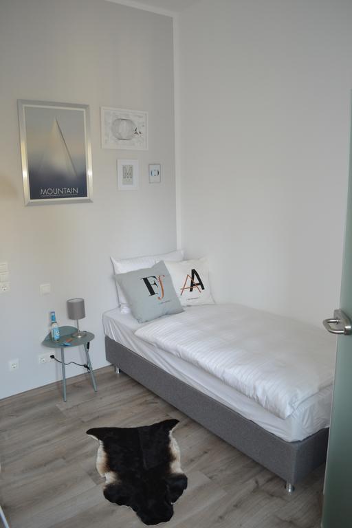 Boutique-Hotel "Stilvoll" Andernach Room photo